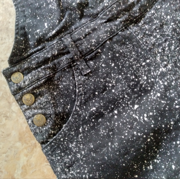 Wildfox Caroline Short Overalls, size XS - Picture 4 of 9